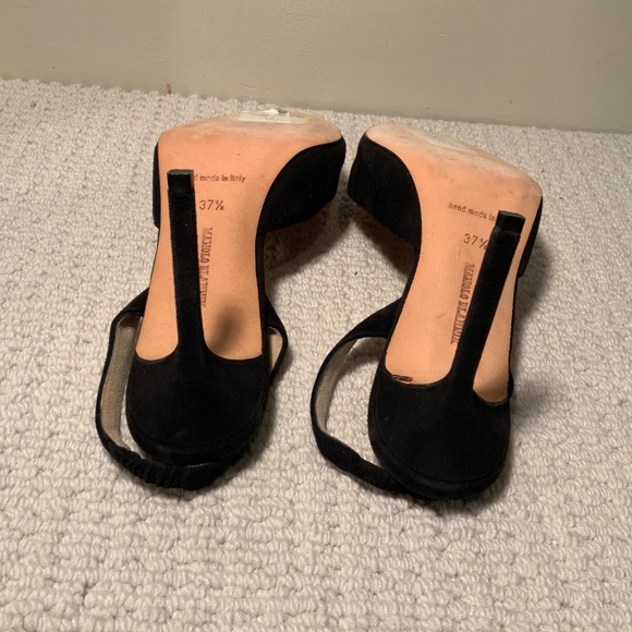 Manolo Blahnik Black Suede Pump - Picture 3 of 5
